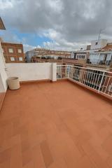 Appartement à Sant Ramon - Maternitat. Ático con gran terraza y ascensor en les corts, listo para entra