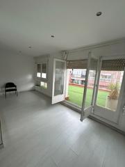 Appartement à Sant Ramon - Maternitat. Ático con gran terraza y ascensor en les corts, listo para entra