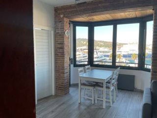 Piso en Barceloneta. 5è pis amb vistes espectaculars al mar i al port vell / barcelon