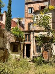Maison jumelée à Sarrià. Casa d'estil neoclàssic al cor de sarrià