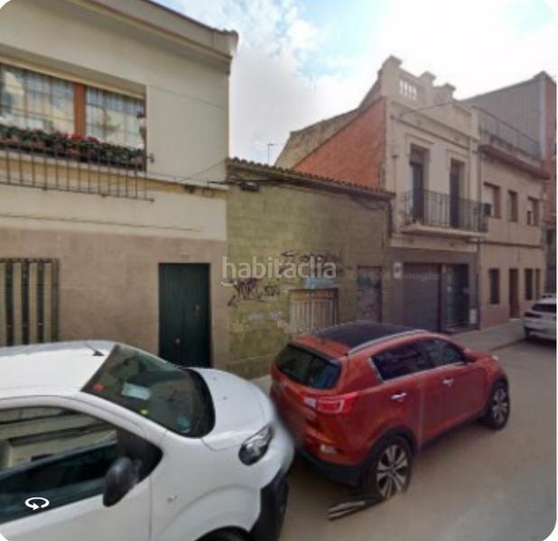 Foto b3d0327a-0c28-4fca-85ff-b1fff3f339f1. Residential plot in carrer de la camèlia 24 in Centre Badalona