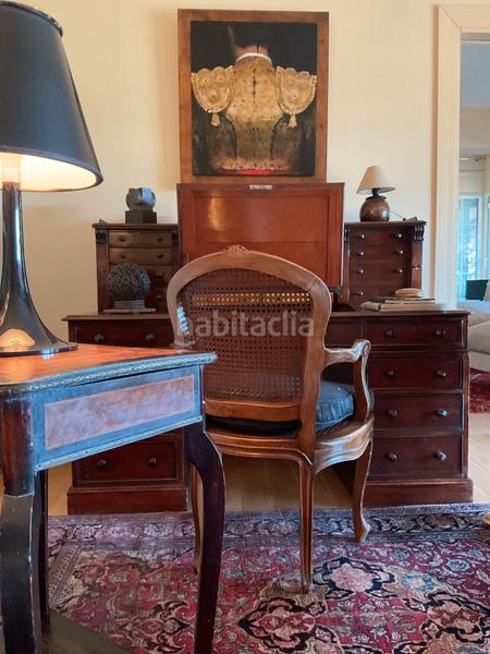 Foto 8fc8ea8e-95d9-4885-a66a-9ba86a93d3ae. Xalet amb xemeneia calefacció aparcament piscina a Barcelona