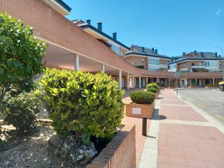 Alquiler Apartamento  Calle trece rosas