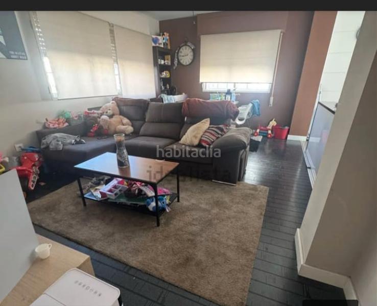 Foto 739deee8-6b4a-43a2-b77f-4413d8ac9cb4. Xalet a praza da lexión 8 a A Carballeira Ourense