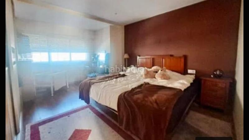 Foto 91cc0026-818a-431a-bb3e-b18aa647accb. Xalet a praza da lexión 8 a A Carballeira Ourense