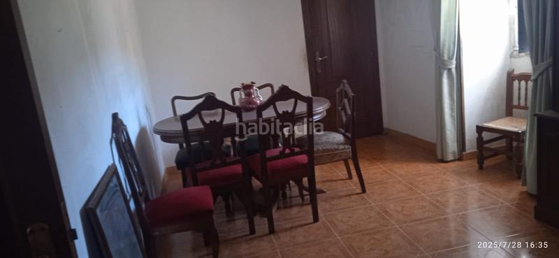 Foto 3b92ab5d-57eb-425e-bab3-ef46f00527e4. Casa con riscaldamento in Centro Ourense