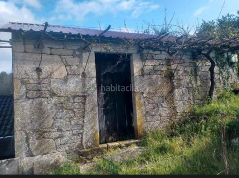 Foto f9f6a1f3-902f-4541-96b2-86f8f8f93ea5. Casa in lu-p-1001 3 in Carballedo