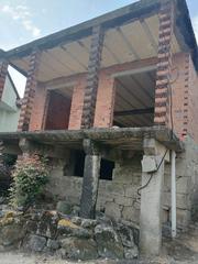 Maison à Vilamarín. Casa para acabar de construir