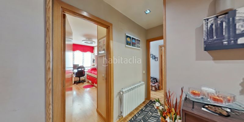 Foto a0a5a1e2-2526-42be-aa9c-2f54e753bc36. Pis amb calefacció aparcament piscina a Parla este Parla