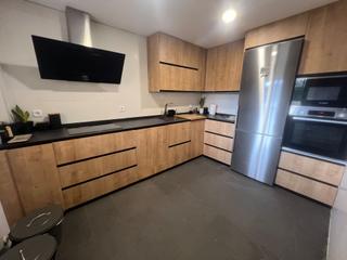 Casa adossada a Modúbar de la Emparedada. Adosado en modubar de la emparedada