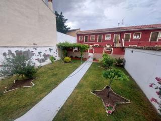 Casa a Castrojeriz. Chalet individual en castrojeriz