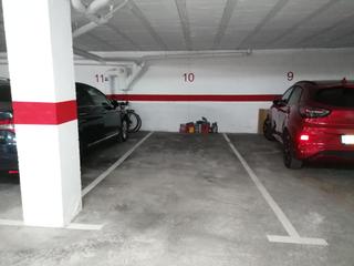 Aparcament cotxe  Carrer de sant salvador d'horta. En venta 4 plazas de garaje