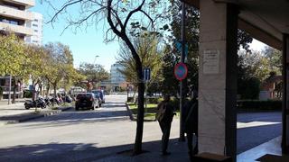 Motorcycle parking in Carrer del Mestre Francesc Civil 1
