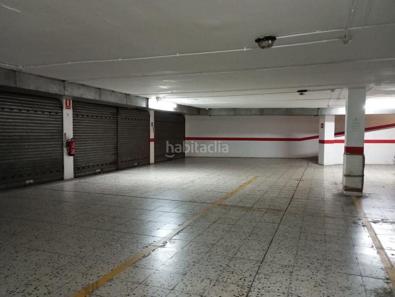 Foto e6dcc107-f486-40ef-9981-60ae6bfc7274. Parking coche pàrquing tancat zona "la punxa" en La Devesa Girona