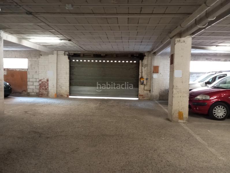 Foto 97c3cc7d-75ec-40af-914c-fe45f04db5de. Autoparkplatz in Santa Eugenia Girona