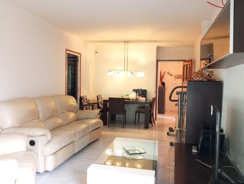 Foto e4c896ab-a6b3-4bd0-ae26-32d981af07e2. Piso con encanto y mucha luz en Pont Major - Pedret - Campdorà Girona