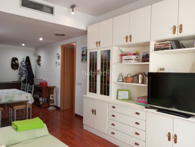 Foto 0ae563e3-07e9-455f-b150-1d5782547a43. Pis a carrer orient 4 a Santa Eugenia Girona