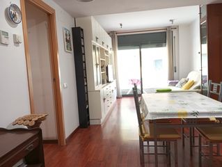 Pis a Carrer orient 34. Cantoner amb molta llum i p�rquing incl�s