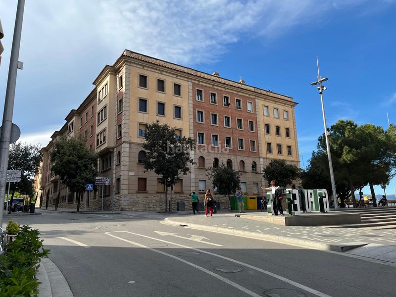 Foto 627c0f0c-f71c-4fe0-90a5-87535cbc3ac7. Pis amb calefacció a Eixample-Horta Capallera Figueres