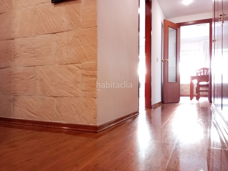 Foto cadeda7b-c120-4c2b-83f7-e546f49a5280. Pis a passeig d'olot 101 a Can Gibert del Pla Girona