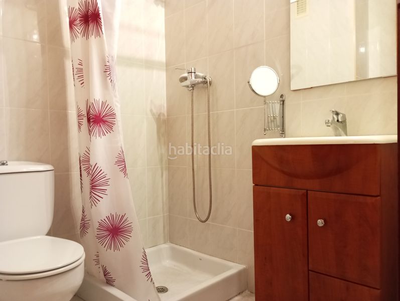 Foto f4b32486-3f0f-4be0-9d98-92808f22d091. Pis a passeig d'olot 101 a Can Gibert del Pla Girona