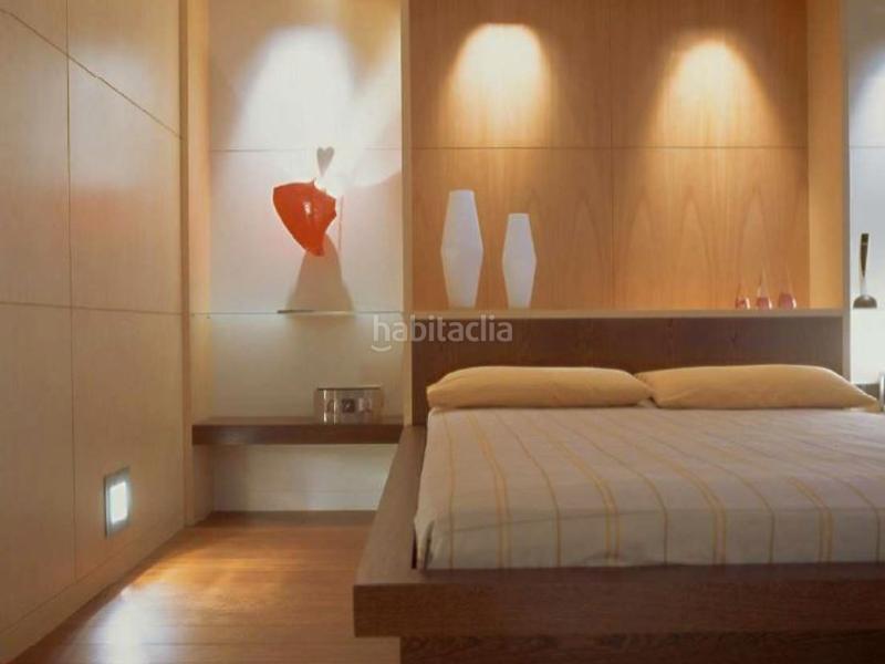 Foto 3fa1c51b-a9f7-43b1-a474-d0d017fc8cb5. Reihenhaus mit kamin parking pool in Sant Andreu de Palomar Barcelona