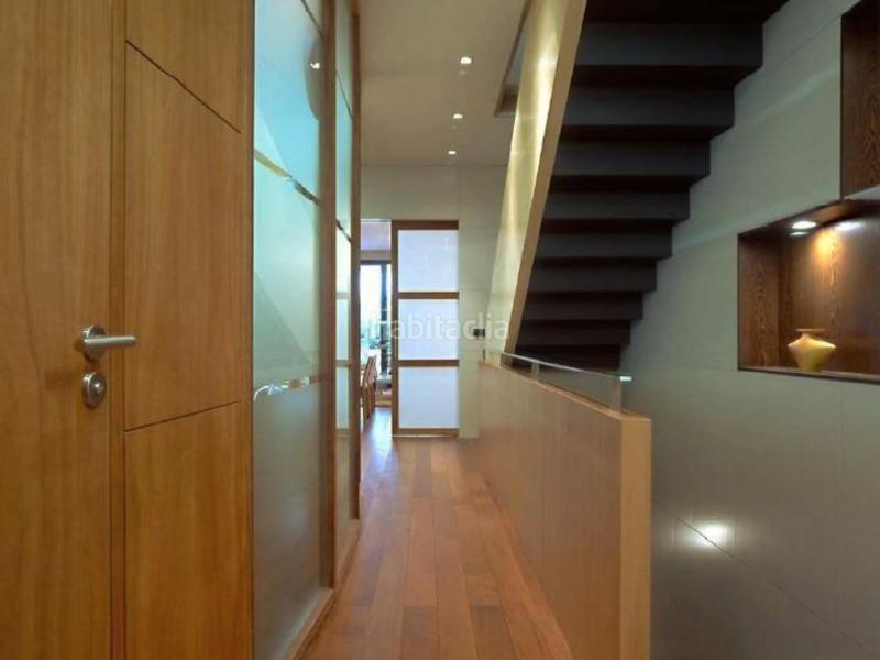 Foto f3d0bd71-b2b8-40a1-9c83-04776b493ef1. Reihenhaus mit kamin parking pool in Sant Andreu de Palomar Barcelona