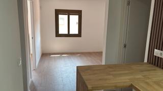 Pis  Carrer de travau. Vivienda totalmente reformada.