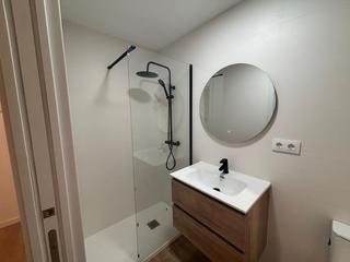 Pis  Carrer de travau. Vivienda totalmente reformada.