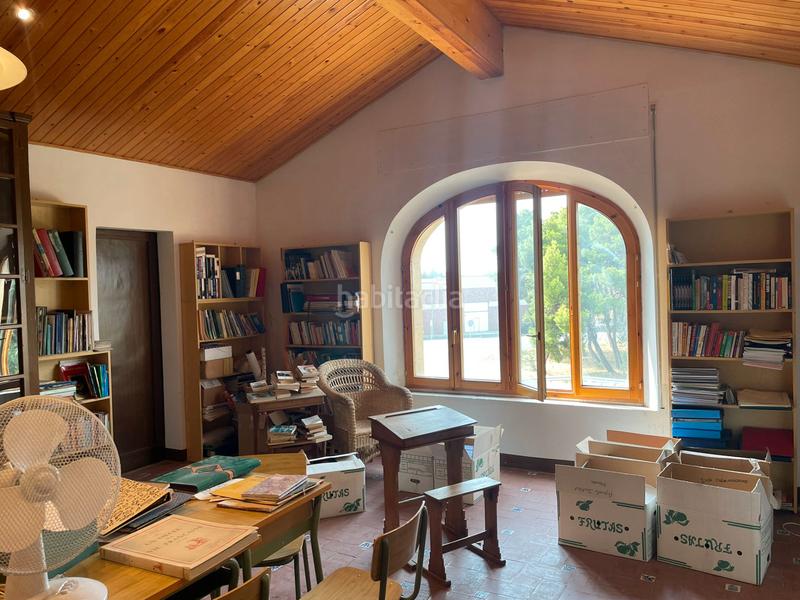 Foto fb41f2b5-23c8-47d9-b4a2-3cbb3ba9dbaf. Casale con camino riscaldamento parcheggio piscina in Bellpuig