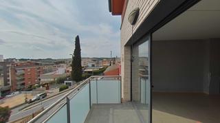Dúplex  Carrer de carrasco i formiguera. Piso dúplex en venta en zona nord, rubí.
