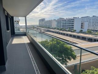 Pis a Progrés - Pep Ventura. Piso de 3 habitaciones con terraza y vistas al mar en el puerto
