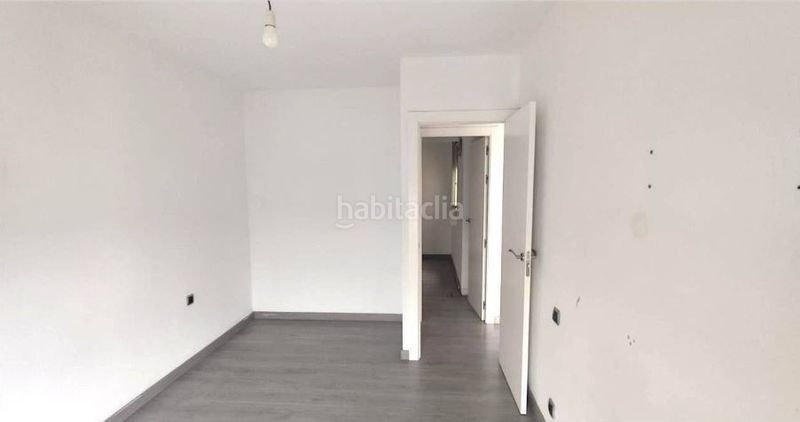 Foto 18dd73bf-494f-44ae-aacf-e6de4200a48c. Àtic a Plaça Catalunya - Escola Industrial Terrassa