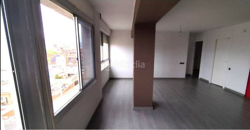 Foto 96ccf229-dbe8-4937-9ecc-90233b54e9f9. Àtic a Plaça Catalunya - Escola Industrial Terrassa