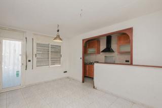 Appartement  Carrer de la mare de déu del socors. Piso en venta en c. mare de deu del socors, terrassa.