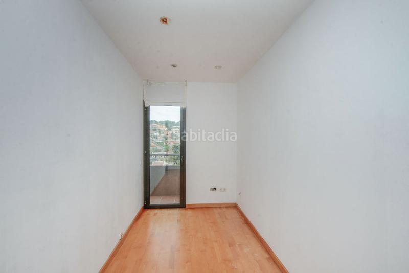 Foto 36bf72f4-81fb-448a-9cee-da707a37b358. Casa  en venta en calle rigoberta menchú, , en Rubí