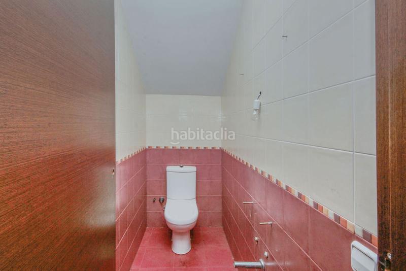 Foto 6580c3d6-765a-4a21-b21e-13c7979b27bf. Casa  en venta en calle rigoberta menchú, , en Rubí