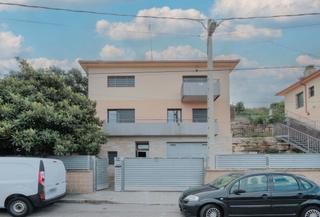 Maison  Carrer rigoberta menchú. Casa en venta en calle rigoberta menchú, rubí,