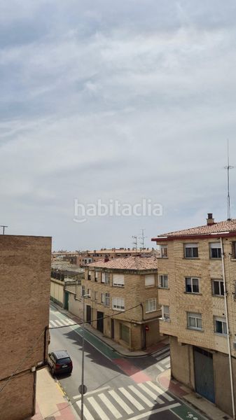 Foto 523b82ea-7280-45f2-843c-a700baa981fc. Piso  en avda. constitucion en Corella