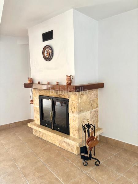 Foto 17294645-a3e9-48a5-9454-e1bf382d846f. Casa adossada amb xemeneia calefacció a Corella