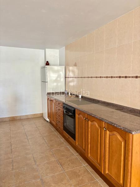 Foto 91aedaa2-fce3-4c5a-af48-6b2d34621259. Casa adossada amb xemeneia calefacció a Corella