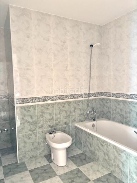 Foto d896b9fd-6367-4667-9df1-6f7045482b60. Casa adossada amb xemeneia calefacció a Corella