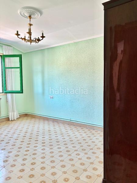 Foto 1671f302-966e-40d6-adfa-3bb7a5c637a1. Doppelhaus mit heizung parking in Corella