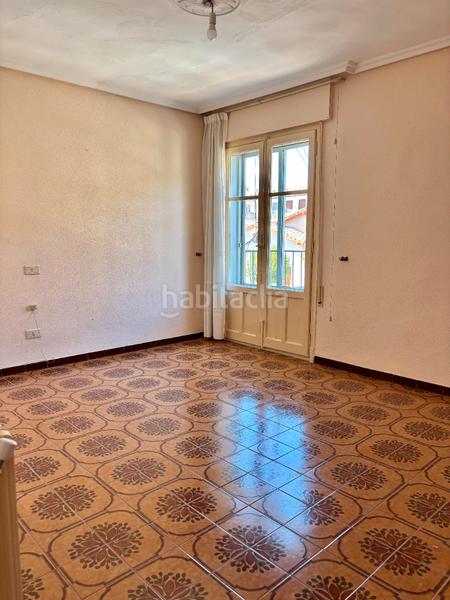 Foto 5bed9f5e-c37e-43cd-9d5f-0715f95c2f81. Doppelhaus mit heizung parking in Corella