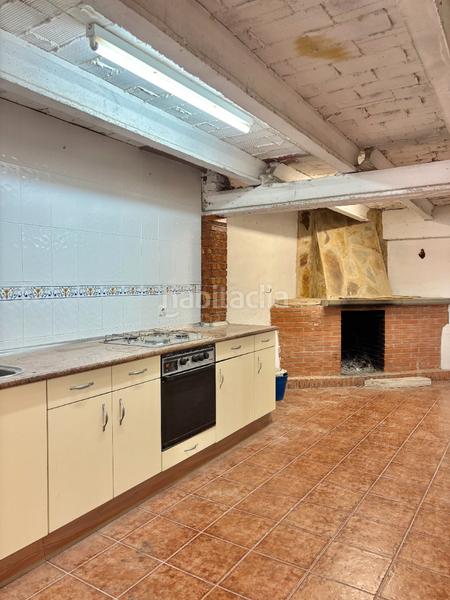 Foto 806cd56a-5d85-4bb2-908d-9827898a62ab. Doppelhaus mit heizung parking in Corella