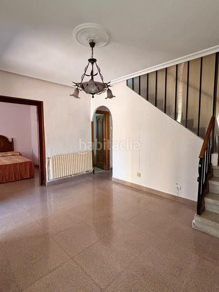 Foto a72e2f99-cc20-4922-b900-52be0ad177bf. Doppelhaus mit heizung parking in Corella