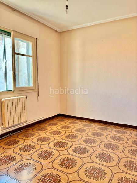 Foto cdf248ea-0199-4fad-b01c-174eb5fcb78f. Doppelhaus mit heizung parking in Corella