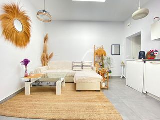 Apartament  Plaza playilla de la red. Vivienda completamente reformada en el centro.