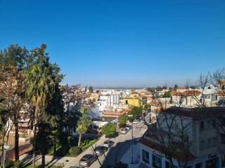 Rent Flat in Centro-Calzada-Cabo Noval. Cabo noaval . sanlúcar de barrameda. escolar vacacional.