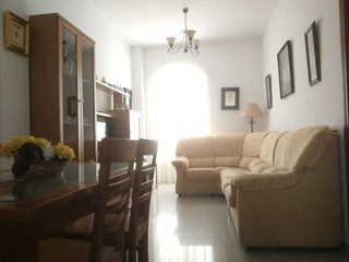 Rent Flat  Centro. Centro calle ancha vacacional